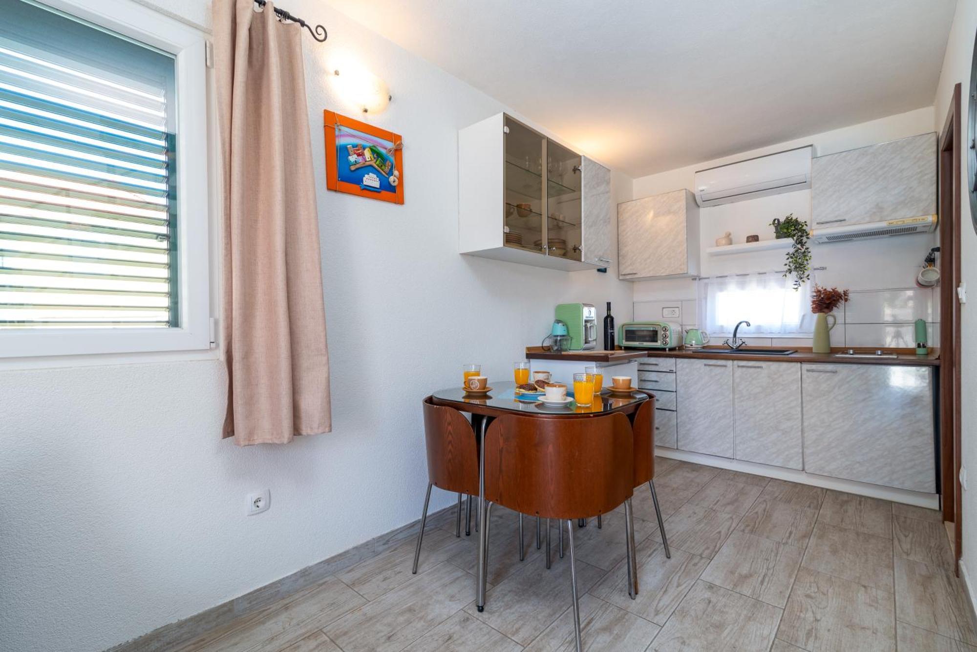 טרוגיר Studio Apartment Dona מראה חיצוני תמונה
