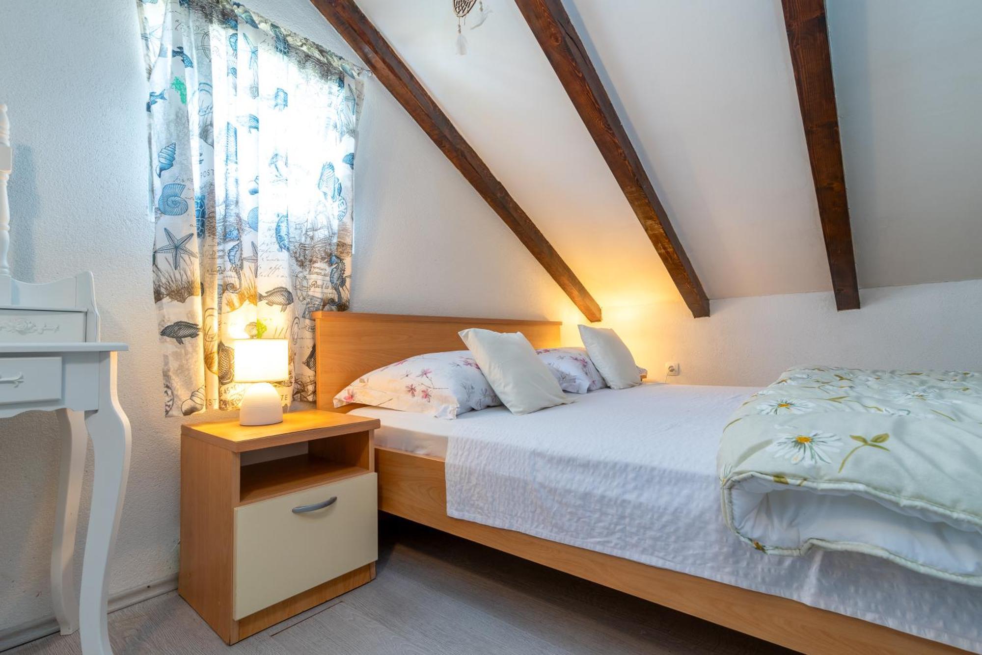 טרוגיר Studio Apartment Dona מראה חיצוני תמונה
